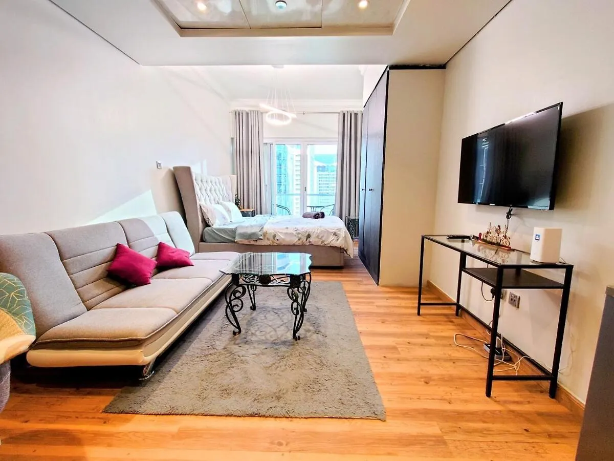 Modern Studio With Balcony - Close To Metro & Marina Dubai Apartment